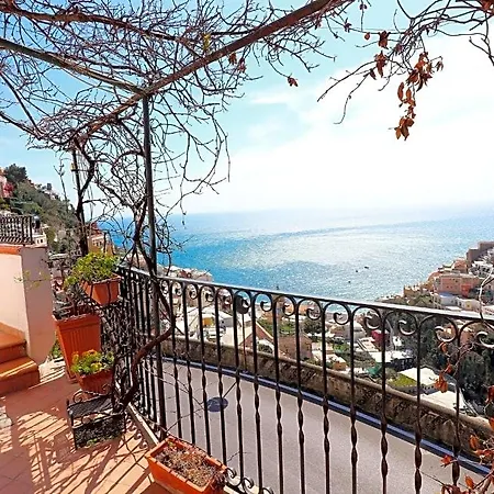 Ξενοδοχείο Estate4home - Maison Lirio 4*