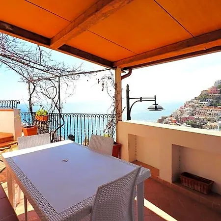 Estate4home - Maison Lirio Ξενοδοχείο 4*